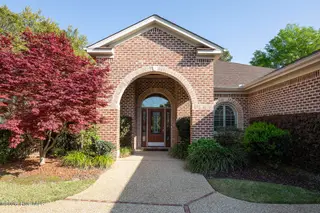214 Fayemarsh Road, Wilmington, NC 28412 — 3-bedroom home in Village at Motts Landing, Wilmington, NC, photo 2 of 49: Fayemarsh214-1FShaneL33A4023 copy