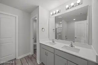 2900 Essex Street, Tarboro, NC 27886 – photo 21: Owners Bath