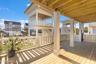 606 S Topsail Drive, Surf City, NC 28445 – photo 13: IMG_2760