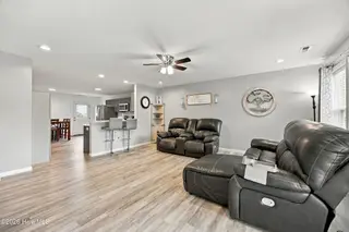 800 Compass Drive, Elizabeth City, NC 27909 — 3-bedroom home in Hunters Lake, Elizabeth City, NC, photo 2 of 39: Living Room