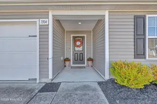 7104 Cameron Trace Drive, Wilmington, NC 28411 – photo 5: 005_6q7a9169_587