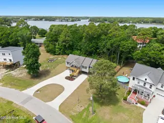 1058 Chadwick Shores Drive, Sneads Ferry, NC 28460 – photo 3: 1058 chad 39