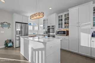 902 Grand Bahama Drive, Carolina Beach, NC 28428 — 5-bedroom home in Federal Point Yacht, Carolina Beach, NC, photo 13 of 68: 61-web-or-mls-DSC09655