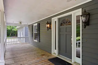 305 Grovediere Lane, Hampstead, NC 28443 — 4-bedroom home in Forest Sound, Hampstead, NC, photo 6 of 75