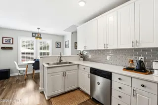 8504 Lakeview Drive, Wilmington, NC 28412 – photo 16: 15_8504_lakeview_dr_015