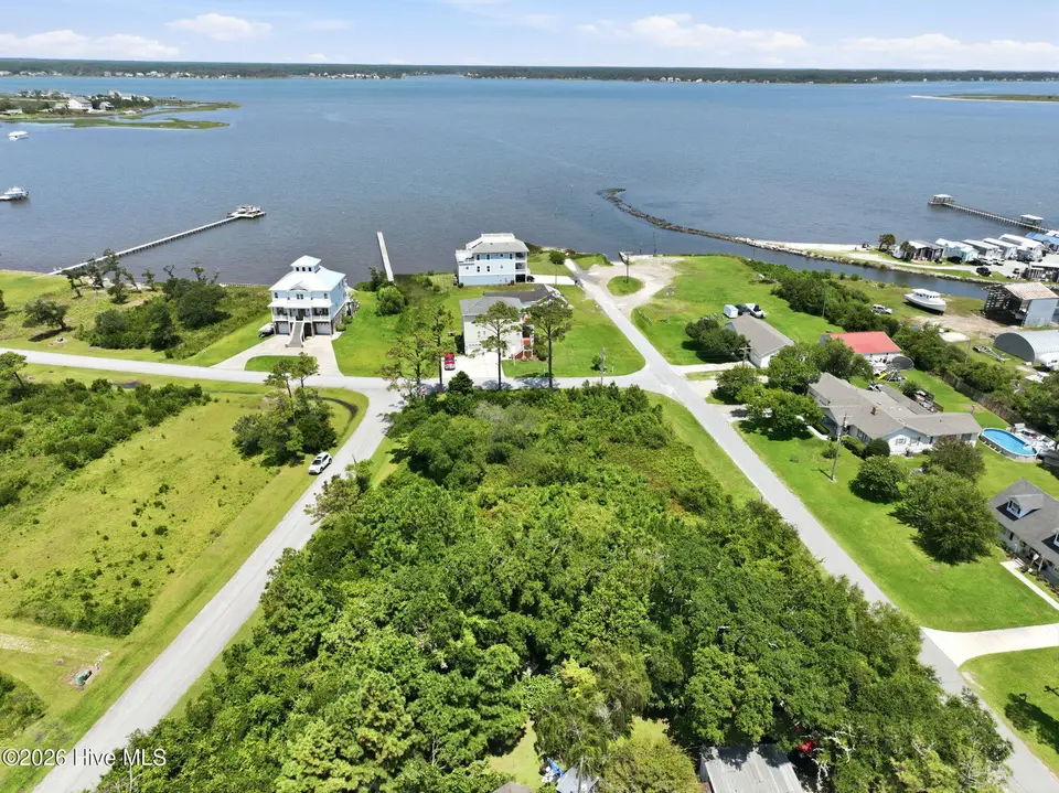 162 Westbay Circle, Harkers Island, NC 28531 – photo 1 of 15: 11-web-or-mls-162 Westbay 009