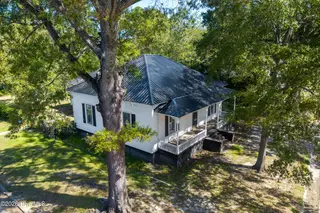 412 W Walnut Street, Tarboro, NC 27886 – photo 2: Front View