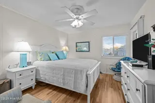 301 E Commerce Way Road 357, Atlantic Beach, NC 28512 – photo 10: Primary Bedroom