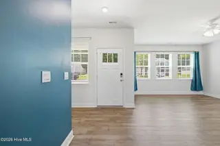 215 Lake Tyler Drive, New Bern, NC 28560 – photo 7: 36-web-or-mls-DSC_5490