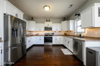 3408 Lefringhouse Lane, New Bern, NC 28562 — 3-bedroom home in Hardee Farms, New Bern, NC, photo 3 of 38: Spacious Kitchen