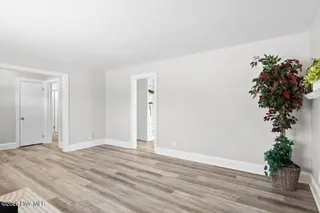 207 S Englewood Drive, Rocky Mount, NC 27804 – photo 7: Living Room