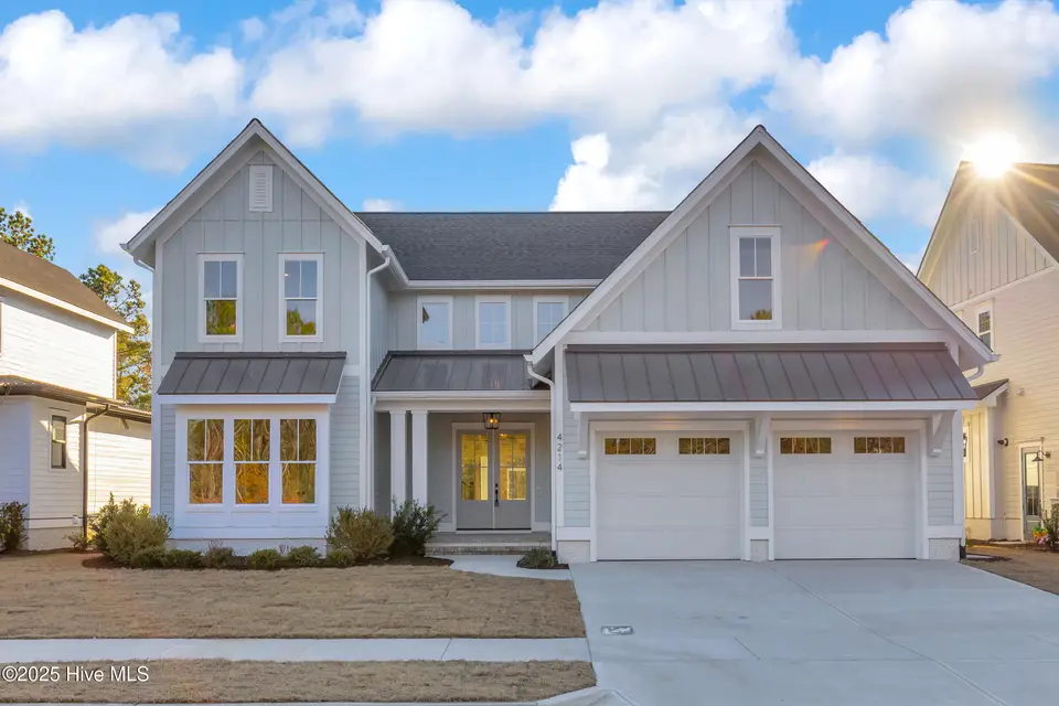 4214 Watersail Drive 157, Wilmington, NC 28409 – photo 1 of 54: 4214 watersail dr 00001