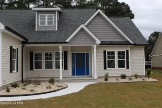 316 Bobbys Drive, Newport, NC 28570 – photo 2: front porch