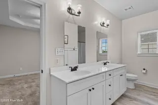 123 Cypress Manor Court, Jacksonville, NC 28540 – photo 15: 17