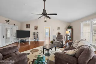 3777 Waters Mill Road, La Grange, NC 28551 – photo 11: 19-web-or-mls-BLS_0048