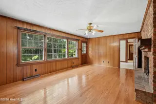 611 Gloucester Road, Goldsboro, NC 27534 — 3-bedroom home in Spring Valley, Goldsboro, NC, photo 23 of 37: 13-611 Gloucester Rd-13