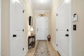 2012 Croyden Circle B, Greenville, NC 27834 – photo 16: Foyer