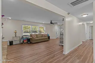 1601 Midway Road SE, Bolivia, NC 28422 — 3-bedroom home, Bolivia, NC, photo 7 of 49: 33-web-or-mls-BTS04148