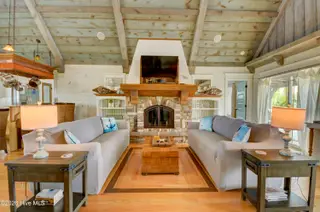 2333 New River Inlet Road, North Topsail Beach, NC 28460 – photo 5: Great Room