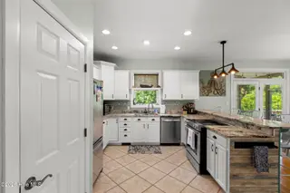 9804 Heath Place, Emerald Isle, NC 28594 – photo 9: Kitchen (B) 2nd floor