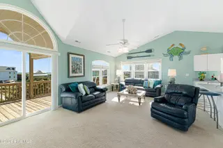 118 Heverly Drive, Emerald Isle, NC 28594 – photo 5: Living room with ocean views
