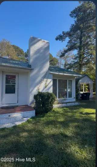 688 Penny Branch Road, Warsaw, NC 28398 — 3-bedroom home, Warsaw, NC, photo 3 of 4: Exterior 3