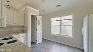 2409 White Road, Wilmington, NC 28411 – photo 14: kitchen2