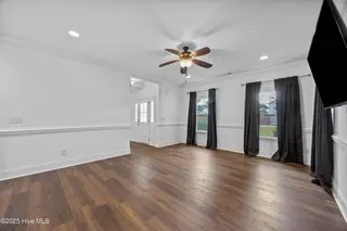 248 Marsh Haven Drive, Sneads Ferry, NC 28460 – photo 22: 16_living room