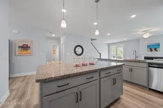 912 Terraces Lane, Hampstead, NC 28443 – photo 11: 29-web-or-mls-_RAD5933