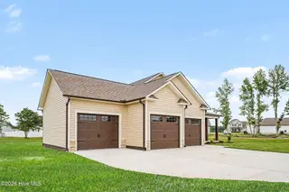 105 Burnello Court, Princeton, NC 27569 – photo 4: 003_jam00424_887