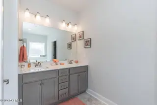 1207 Crows Nest Court, New Bern, NC 28560 – photo 10: 20240428191547531884000000-o