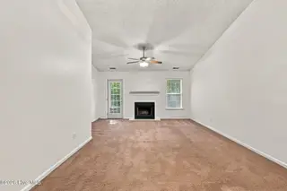 109 Jenny Lane, Havelock, NC 28532 — 2-bedroom townhome in Village Park, Havelock, NC, photo 7 of 33: 25-web-or-mls-DSC_0646_edit