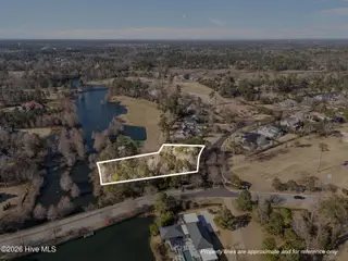 2001 1R Montrose Lane, Wilmington, NC 28405 — lot in Landfall, Wilmington, NC, photo 8 of 15: Montrose 5 plot