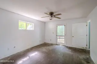 409 S Bodenheimer Street, Burgaw, NC 28425 — 3-bedroom home, Burgaw, NC, photo 13 of 33: 11-web-or-mls-409 S Bodenheimer St-111