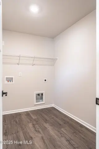 780 W Illinois Avenue, Southern Pines, NC 28387 – photo 14: DSC06117