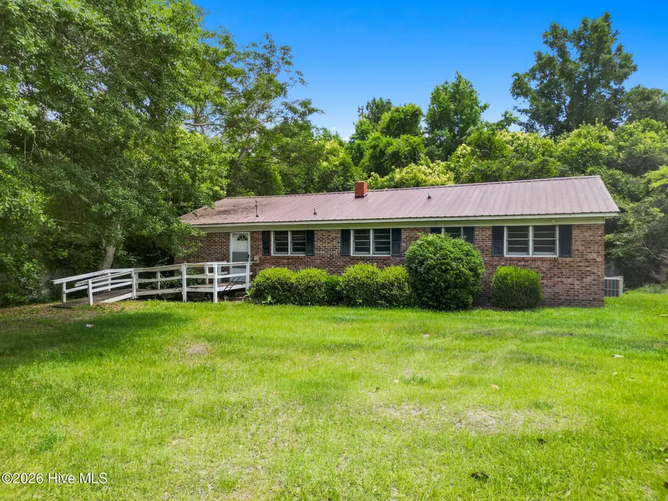 34 Elm Loop Lane, Whiteville, NC 28472 – photo 1 of 20: 4-web-or-mls-CAMMediaLLC.com (2 of 30)