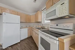 3045 Island Drive, North Topsail Beach, NC 28460 – photo 17: 30-web-or-mls-_RAD8461
