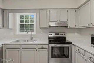 2038 Hunters Ridge Drive, Midway Park, NC 28544 – photo 15: IMG_1929