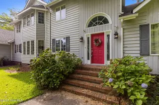 1805 Rivershore Road, Elizabeth City, NC 27909 – photo 4: 3-web-or-mls-1805 Rivershore Rd, Elizabe