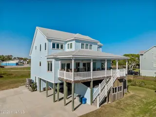117 Sandfiddler Lane, Harkers Island, NC 28531 – photo 1: 5-web-or-mls-117 Sandfiddler Ln 005