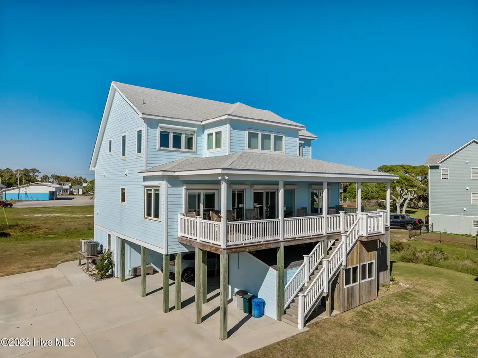 117 Sandfiddler Lane, Harkers Island, NC 28531 – photo 1 of 67: 5-web-or-mls-117 Sandfiddler Ln 005