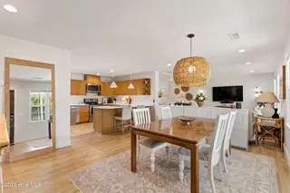 5137 Lord Byron Road, Wilmington, NC 28405 — 3-bedroom home in Kings Grant, Wilmington, NC, photo 5 of 35: 5_img_7077