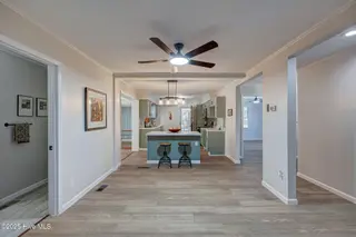 1102 Adelaide Drive, Wilmington, NC 28412 — 4-bedroom home in Hanover Heights, Wilmington, NC, photo 10 of 43: 1102AdelaideDrive(20)