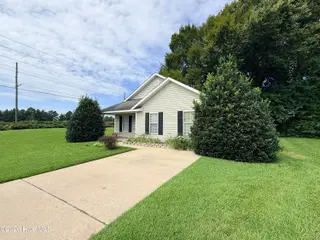 1306 Wyngate Drive, Greenville, NC 27834 – photo 2: Front of House3