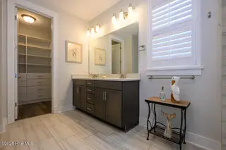 1515 Harbour Place Drive, Calabash, NC 28467 – photo 15: master-bath
