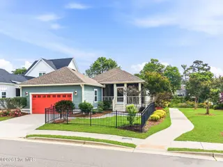 1693 Clove Hitch Lane SW, Ocean Isle Beach, NC 28469 — 3-bedroom home in Waterway Cove, Ocean Isle Beach, NC, photo 6 of 45: 1693_clove_hitch_lane_sw-6
