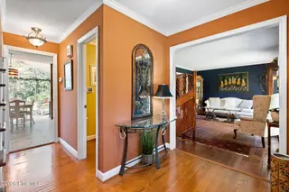 3232 Grey Leaf Drive, Wilmington, NC 28409 — 4-bedroom home in Woodberry Forest, Wilmington, NC, photo 6 of 51: 3232 Grey Leaf liv foy