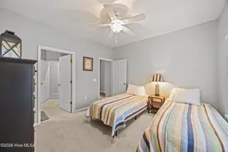 2207 Locksley Woods Drive A, Greenville, NC 27858 – photo 7: 8-web-or-mls-BLS_0012