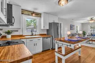 129 Glendale Drive, Wilmington, NC 28401 — 2-bedroom home in Wrightsboro, Wilmington, NC, photo 15 of 56