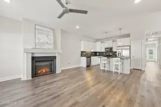 1409 B Dorset Drive, Greenville, NC 27834 – photo 3: Living Room